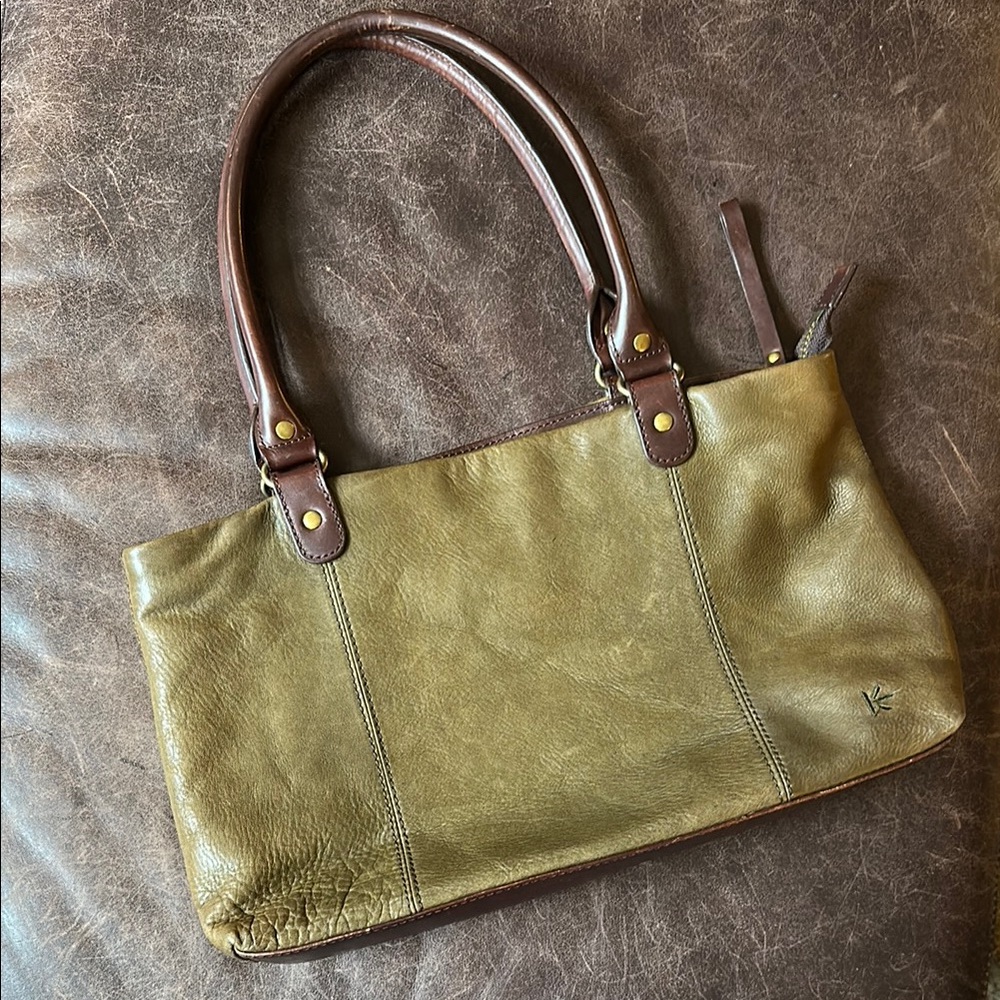 Ellington Olive Green Leather Shoulder Bag